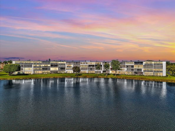 2083 Guildford E, Boca Raton FL 33434