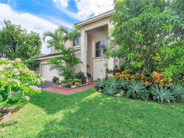 5524 NW 55th Dr, Coconut Creek FL 33073