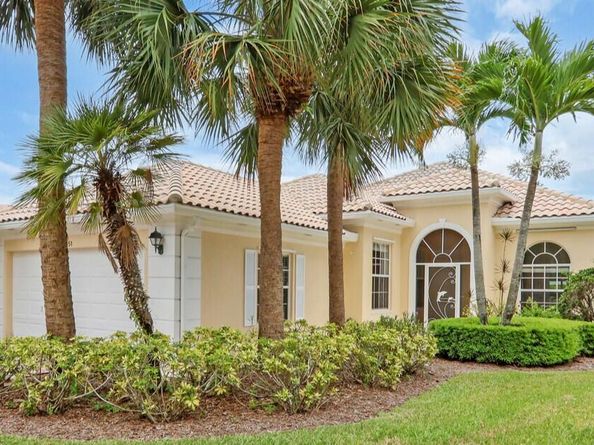 8851 Oldham Way, Palm Beach Gardens FL 33412