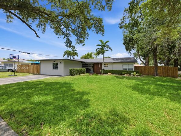 109 S 57th Avenue, Hollywood FL 33023
