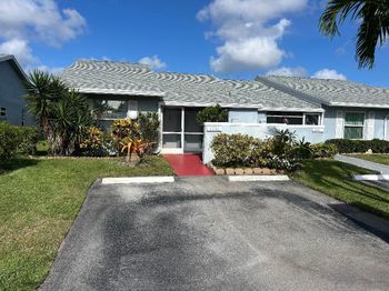 4210 Lucerne Villas Lane