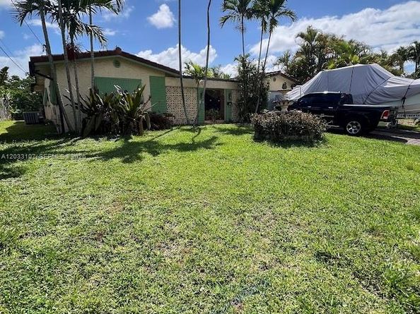 1881 NW 36th Street, Oakland Park FL 33309