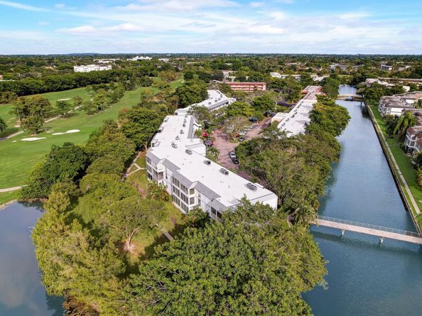 8370 Sands Point Boulevard Boulevard H208, Tamarac FL 33321