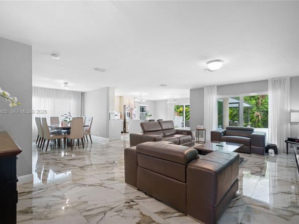 4180 NW 103rd Drive, Coral Springs FL 33065