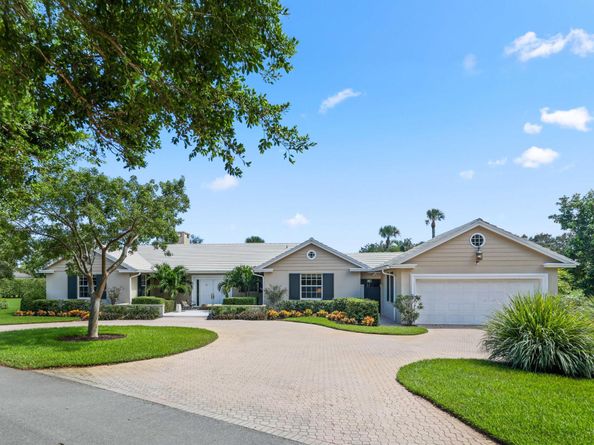 36 Country Road, Village Of Golf FL 33436