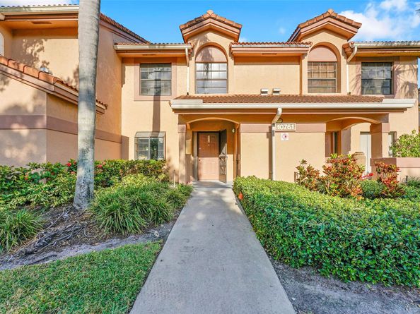 10761 NW 14th St 281, Plantation FL 33322