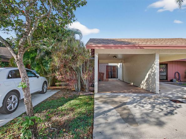 1804 Tamarind Ln, Coconut Creek FL 33063