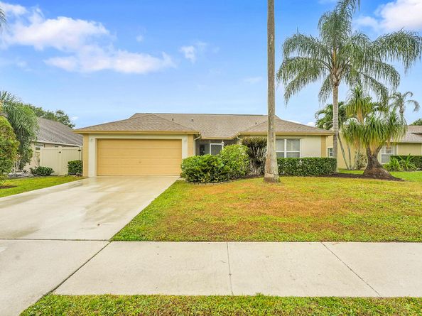 13048 Meadowbreeze Drive, Wellington FL 33414