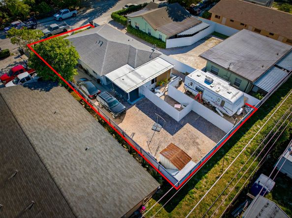 623 S Pine Street, Lake Worth Beach FL 33460