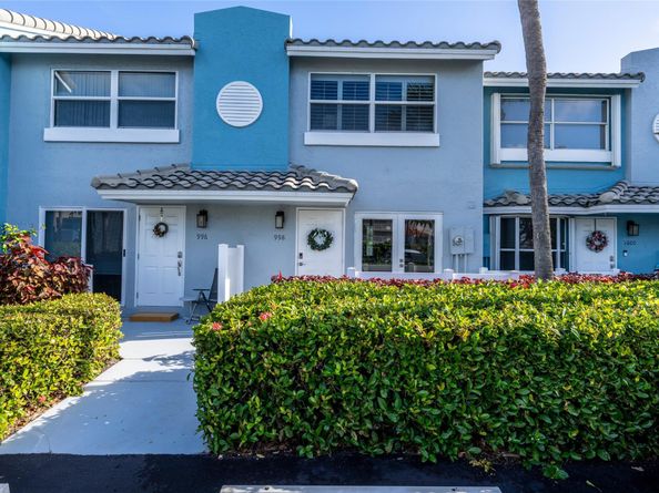 998 E Jeffery St, Boca Raton FL 33487