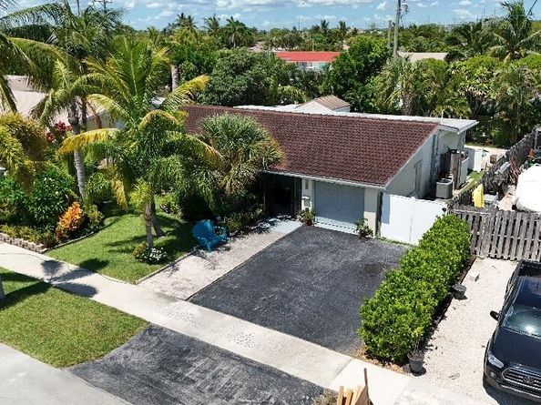 1123 SE 2nd Terrace, Deerfield Beach FL 33441