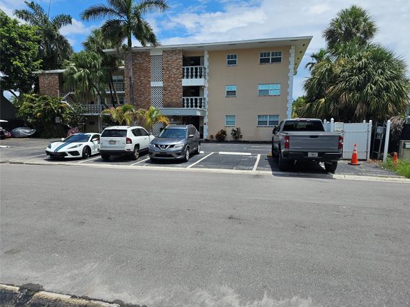 54 Isle Of Venice Drive 3, Fort Lauderdale FL 33301