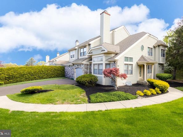 6 Bellwood Drive, Feasterville Trevose PA 19053