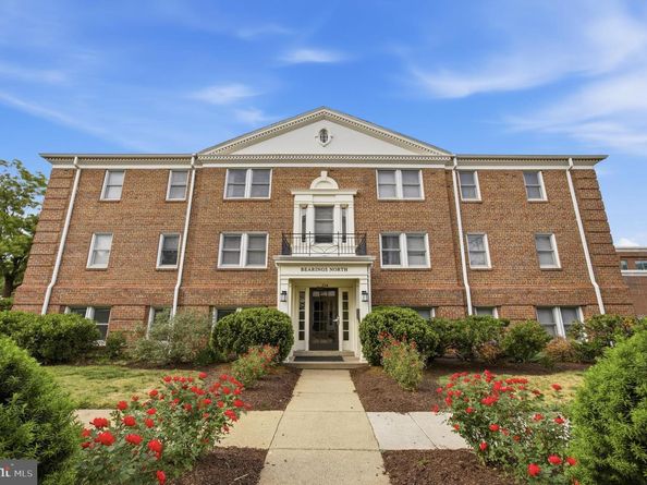 718 S Washington Street 101, Alexandria VA 22314