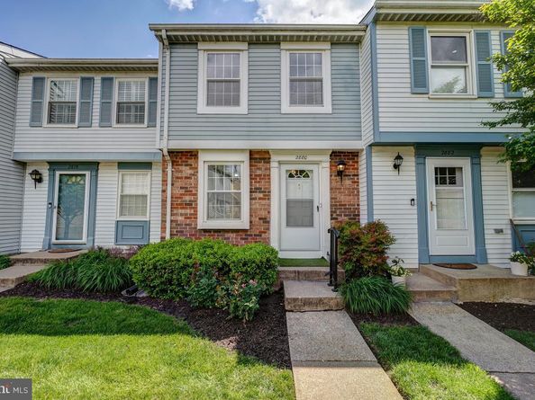 2880 S Meade Street, Arlington VA 22206