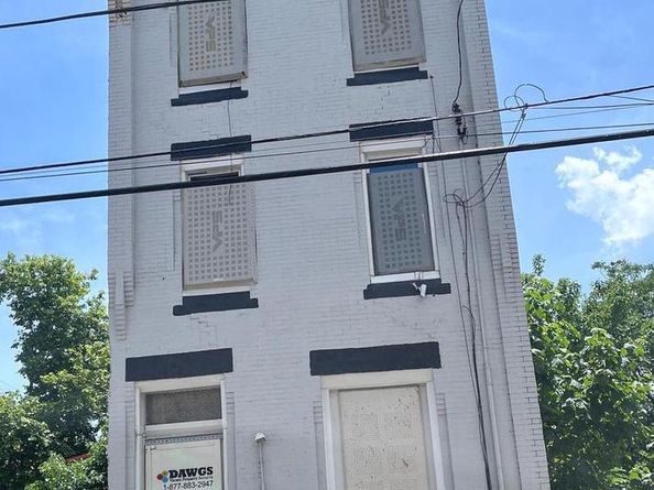 2602 W Montgomery Avenue, Philadelphia PA 19121