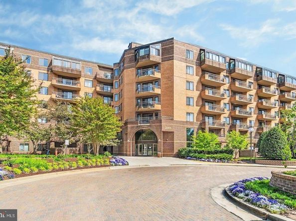 2111 Wisconsin Avenue NW 210, Washington DC 20007