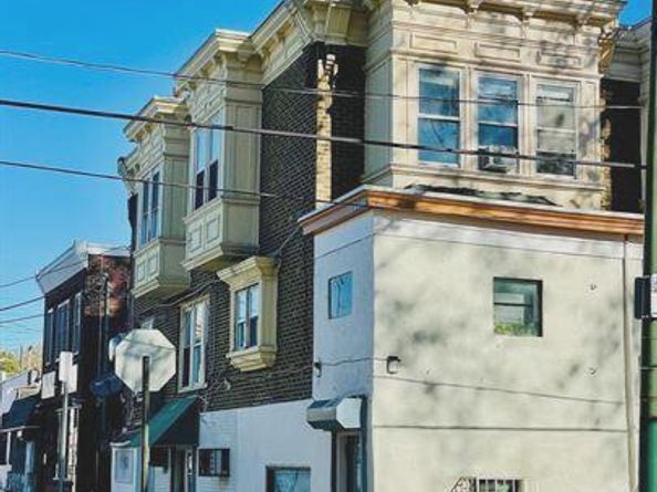 1525 W Wyoming Avenue, Philadelphia PA 19140