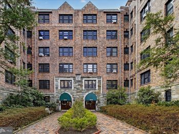 3900 Connecticut Avenue NW