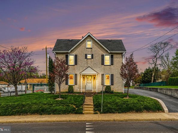 320 W Moreland Avenue, Hatboro PA 19040