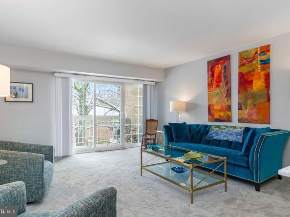 1904 Wilson Lane 101, Mclean VA 22102