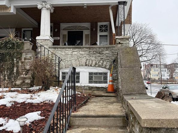 5636 N Camac Street, Philadelphia PA 19141