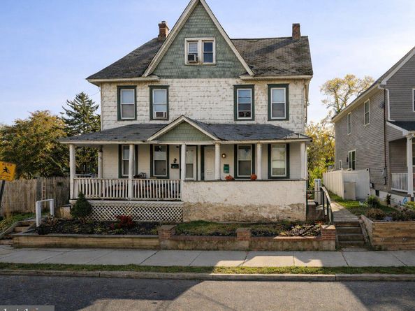 215-217 Moreau Street, Morrisville PA 19067