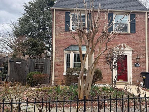 5667 Rayburn Avenue, Alexandria VA 22311