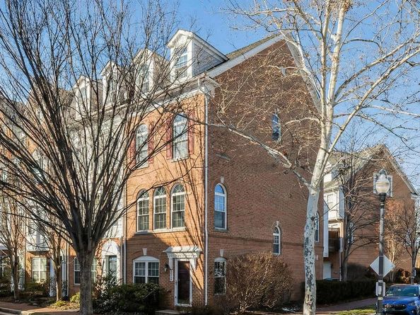 5051 Kilburn Street, Alexandria VA 22304