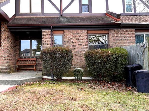 51 Hollybrooke Drive, Langhorne PA 19047