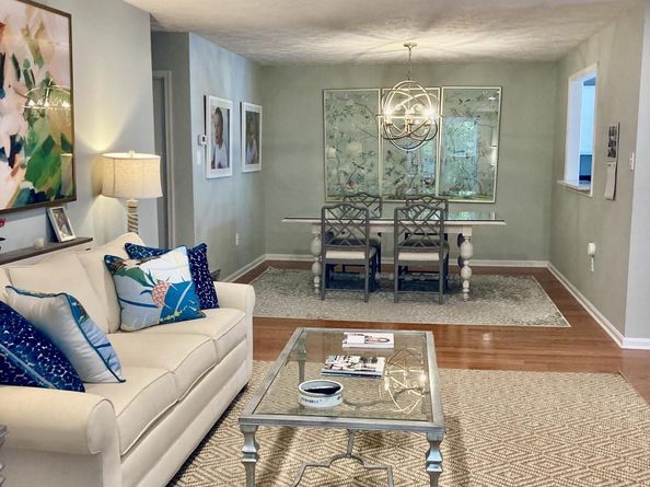 10087 Oakton Terrace Road, Oakton VA 22124