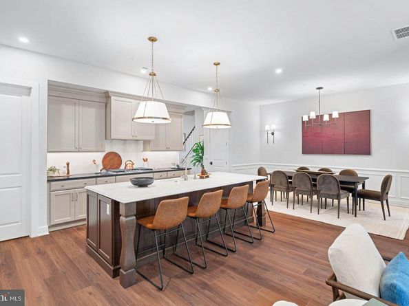 215 River Trail Circle 53, King Of Prussia PA 19406