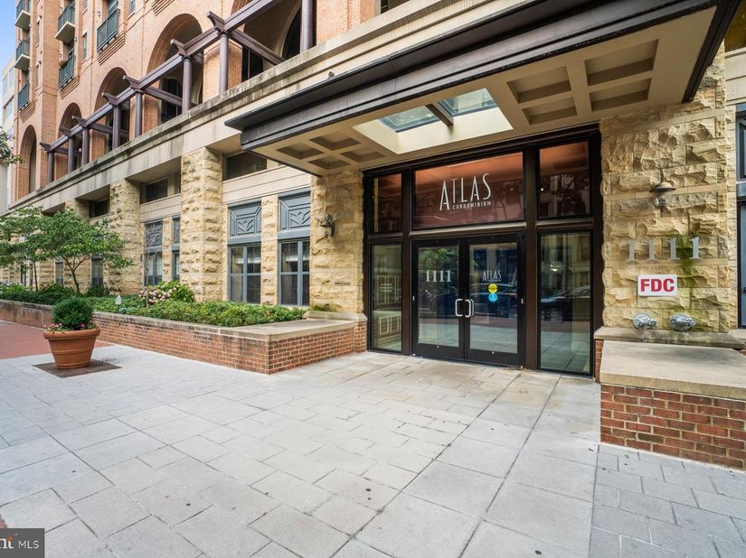 1111 25TH Street NW 723, Washington DC 20037