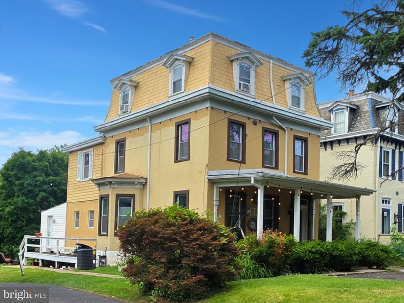 242 E Church Road, Elkins Park PA 19027