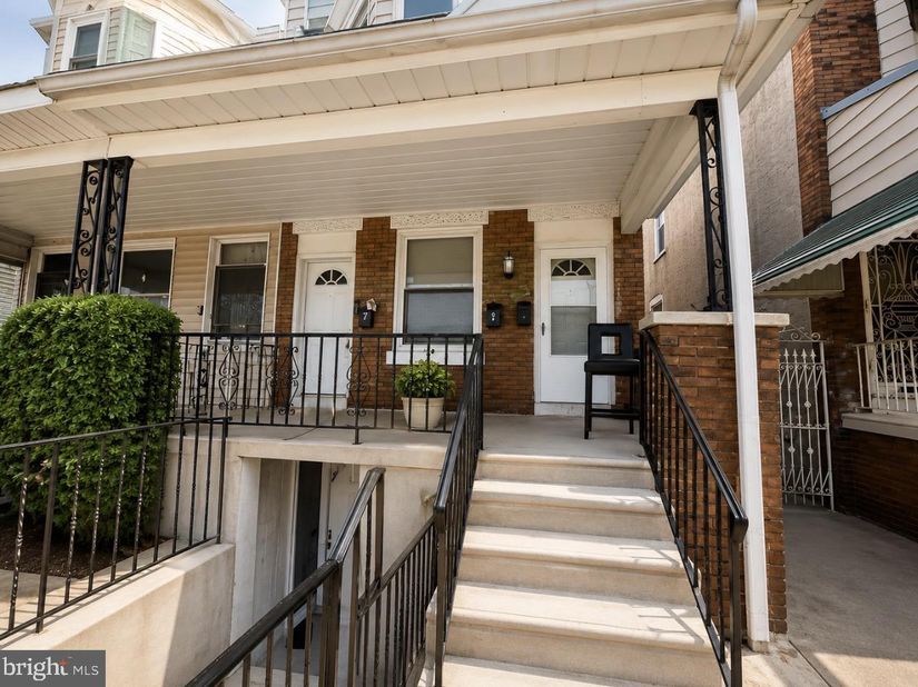 5228 Vine Street, Philadelphia PA 19139