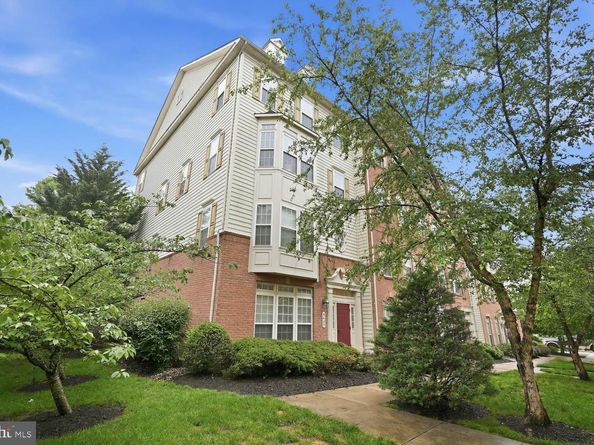 5645 Harrington Falls Lane B, Alexandria VA 22312