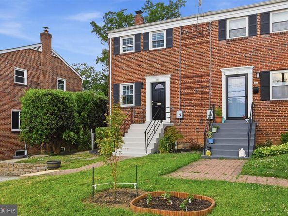 115 S Iris Street, Alexandria VA 22304