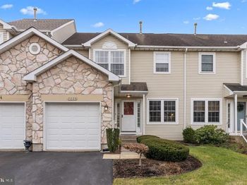 2226 Orchard Hill Circle