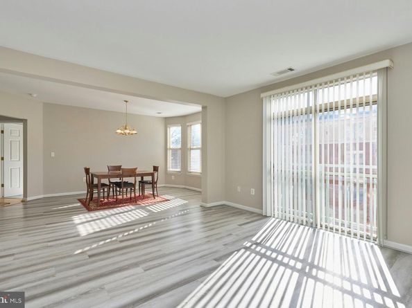 1851 Stratford Park Place 212, Reston VA 20190