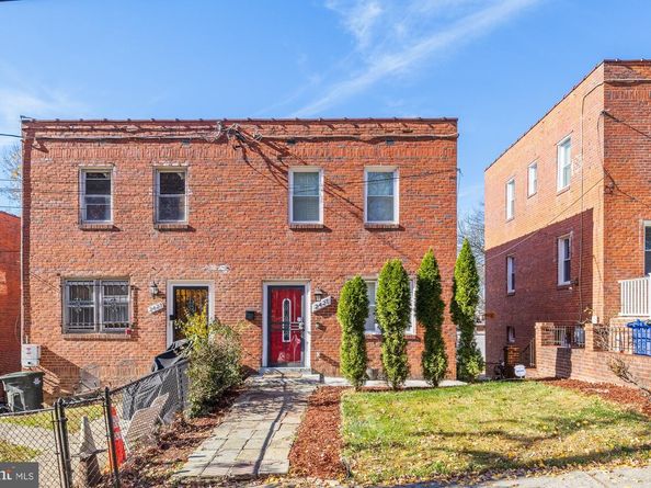 2421 18TH Place SE, Washington DC 20020