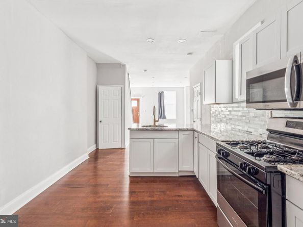 1632 N Dover Street, Philadelphia PA 19121