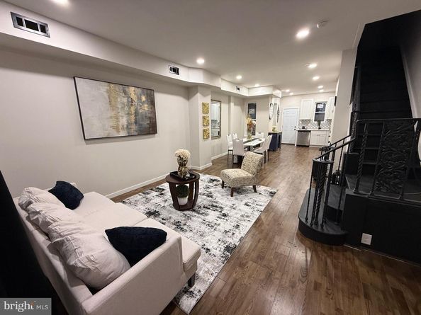 1722 N Aberdeen Street, Philadelphia PA 19131