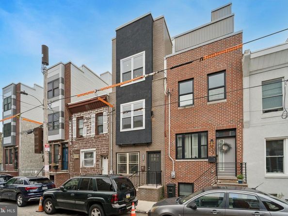 2124 Fernon Street, Philadelphia PA 19145