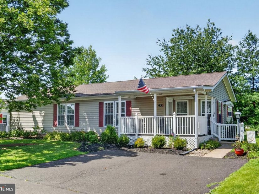 9 Azalea Court, New Hope PA 18938