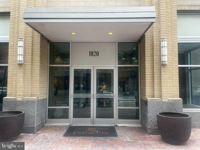 1020 Highland Street N 1105, Arlington VA 22201