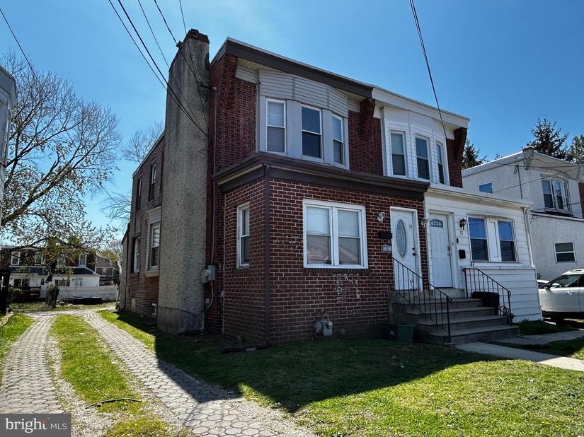19 N Macdade Boulevard, Glenolden PA 19036