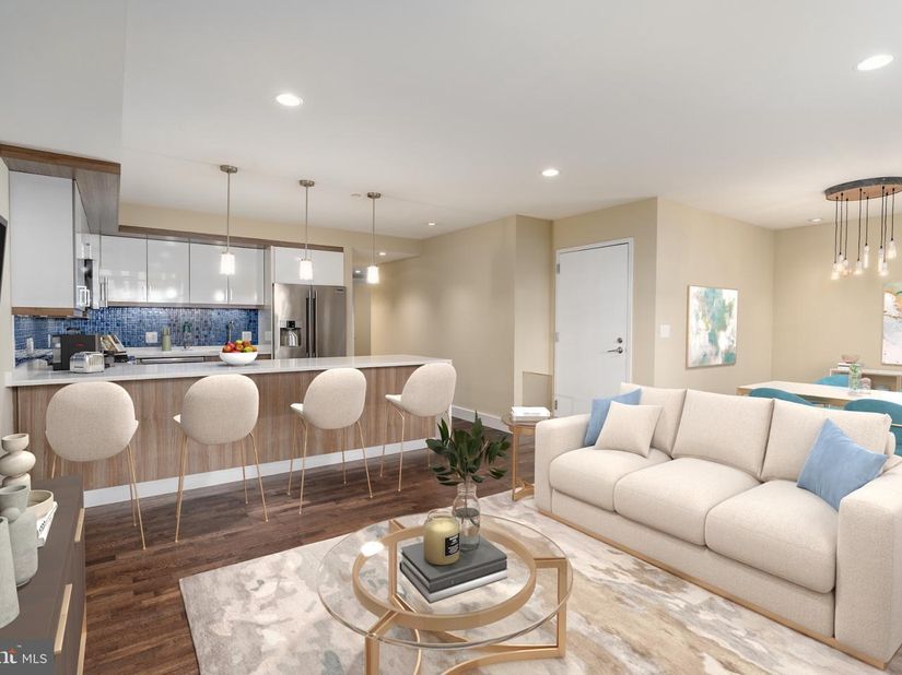 915 12TH Street NE 1, Washington DC 20002