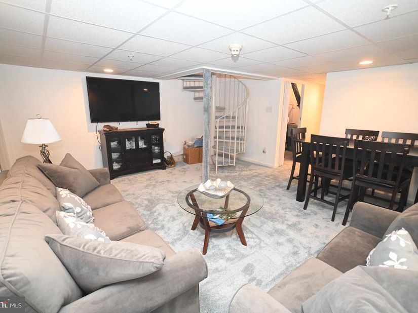 10105 Centennial Station, Warminster PA 18974