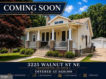 3225 Walnut Street NE
