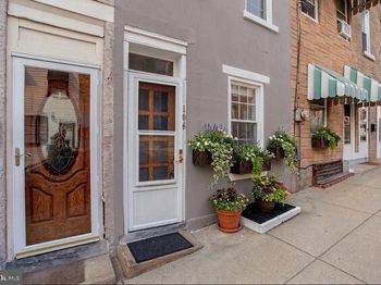 106 Davis Street